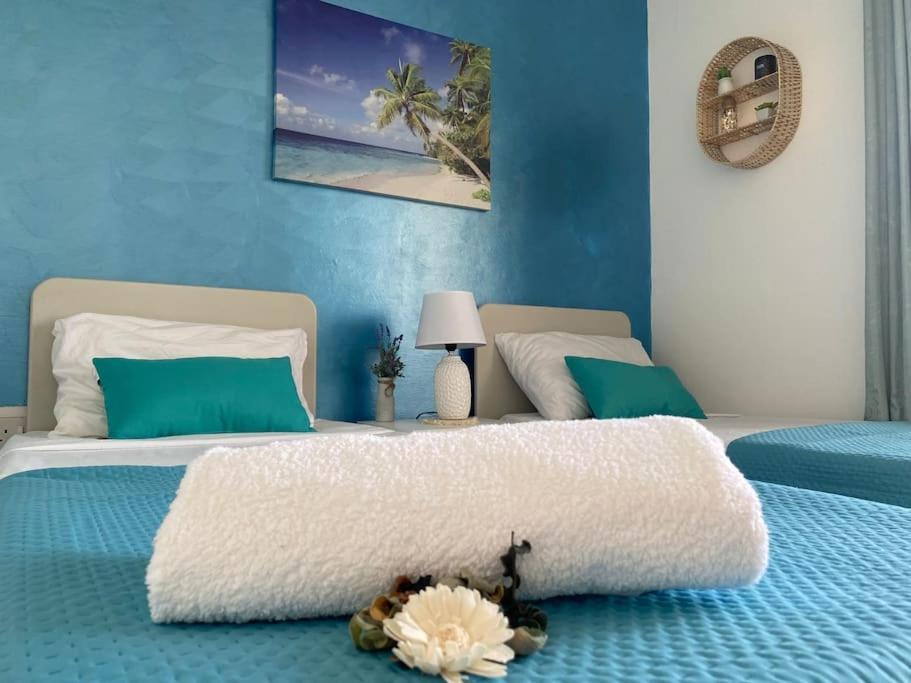 St Paul'S Bay Central Apartment In Qawra San Pawl il-Baħar Extérieur photo