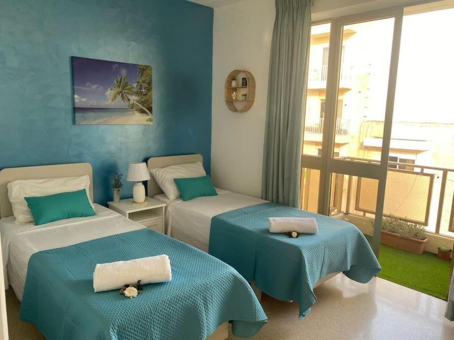 St Paul'S Bay Central Apartment In Qawra Extérieur photo