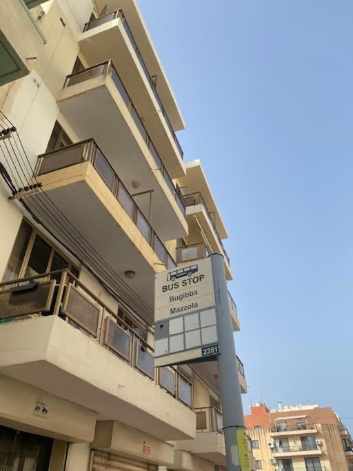 St Paul'S Bay Central Apartment In Qawra Extérieur photo